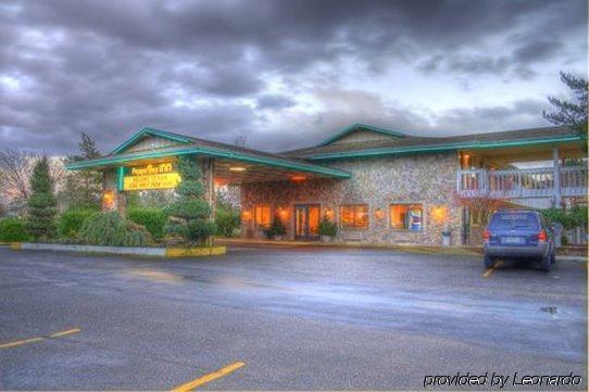 ביברטון Pepper Tree Inn מראה חיצוני תמונה